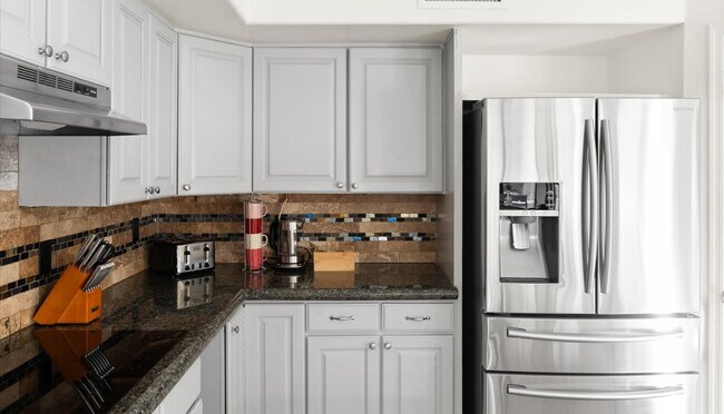 Building Photo - 11264 N 128th Pl