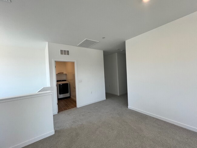 Building Photo - 7502 Kiwi Mdw Ct