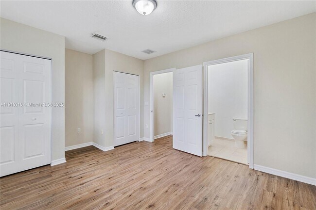 Building Photo - 3717 Sonoma Dr