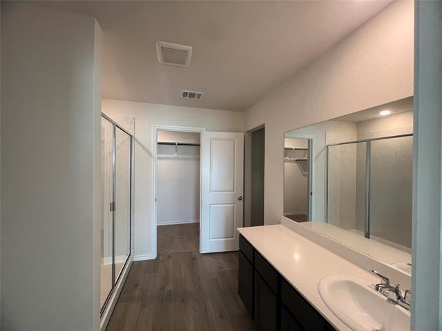 Building Photo - 1324 Stuarts Frst Dr