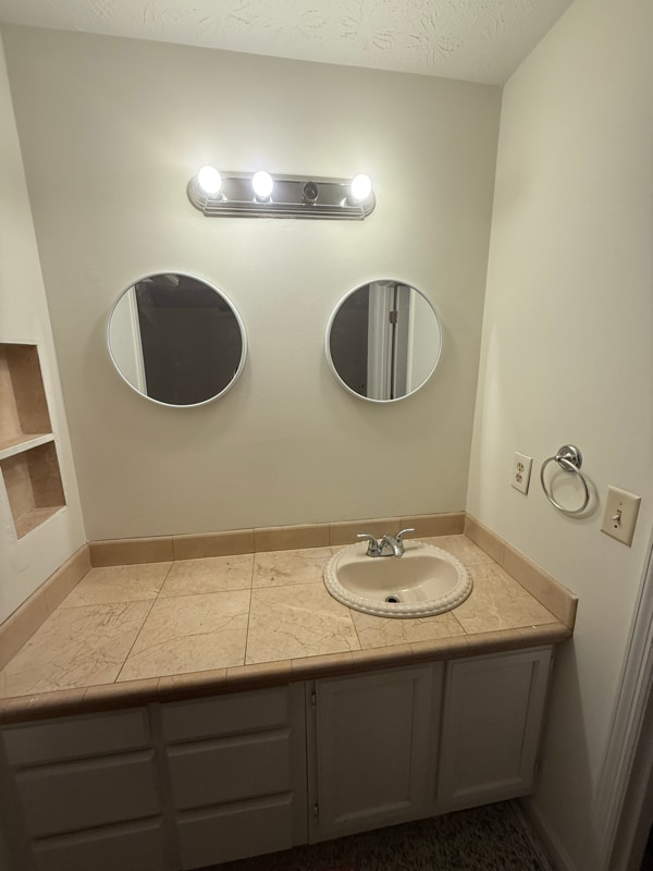 Building Photo - 1060 Park Forest Dr NW