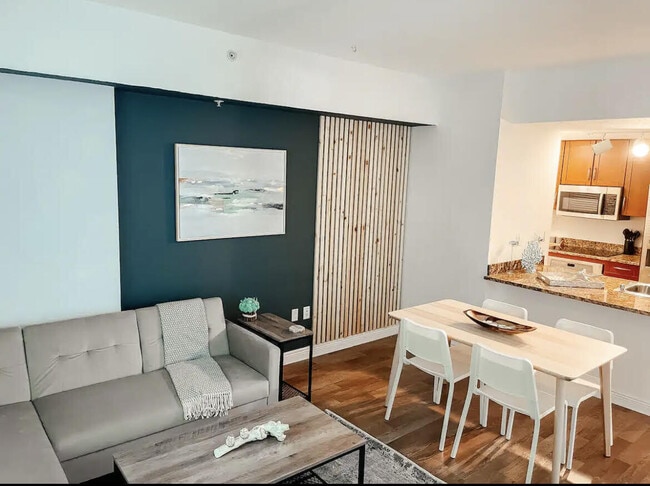 Building Photo - 400 N Federal Hwy