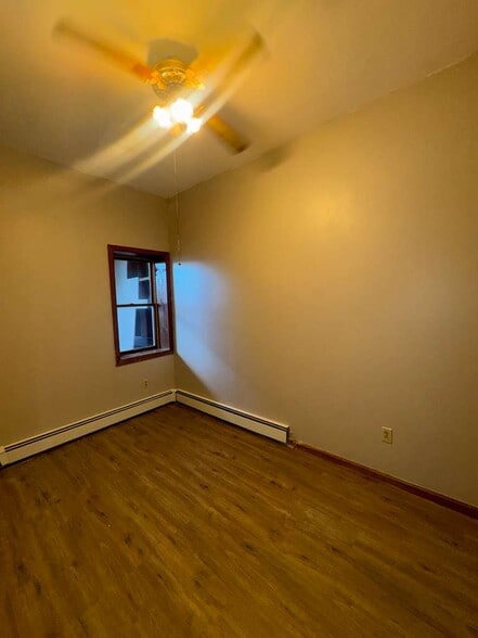 Building Photo - 373 3rd St