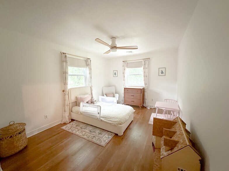 Bedroom - 8409 Morey Ln