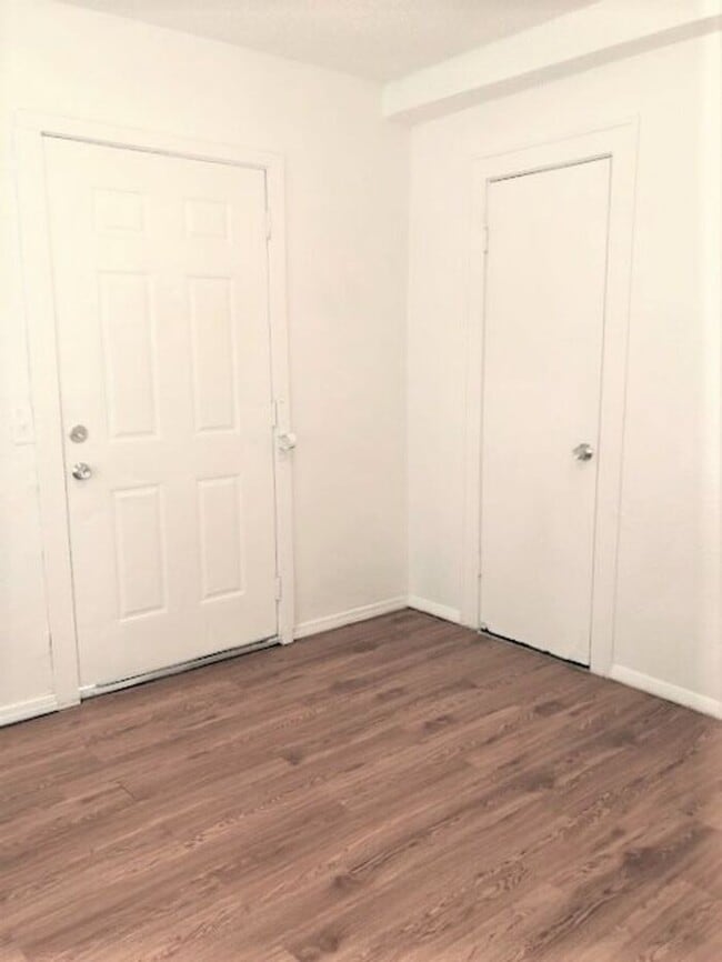 Building Photo - 1 BED 1 BATH COLLEGE HILL ADDITION