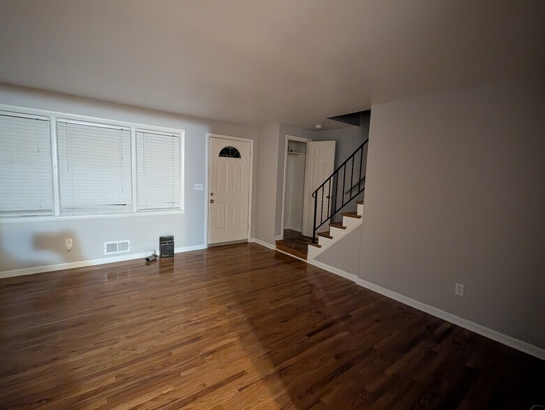 Building Photo - 1668 Kirkwood Rd