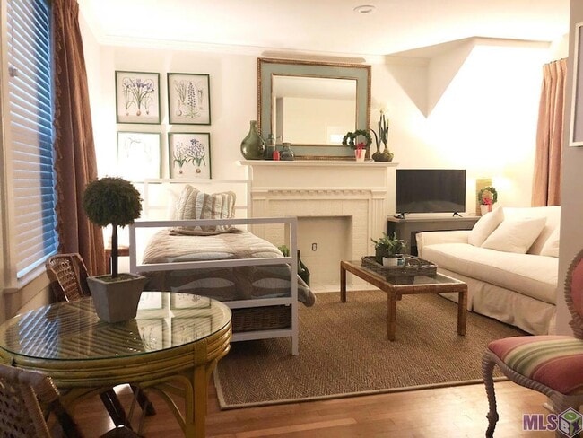 Building Photo - 1601 Letitia St