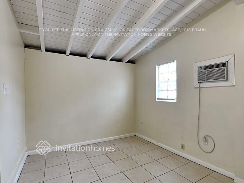 Building Photo - 3421 Charleston Blvd
