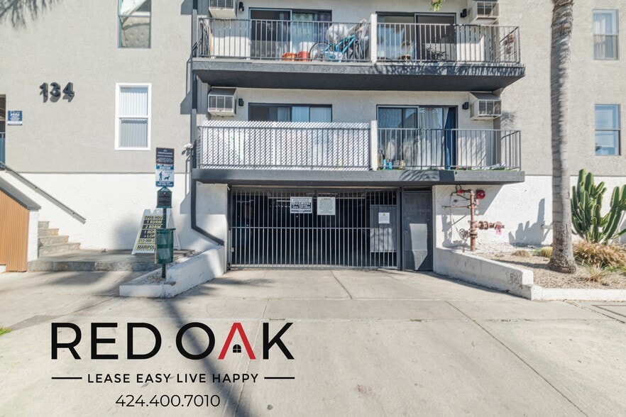 Building Photo - 134 N Mariposa Ave