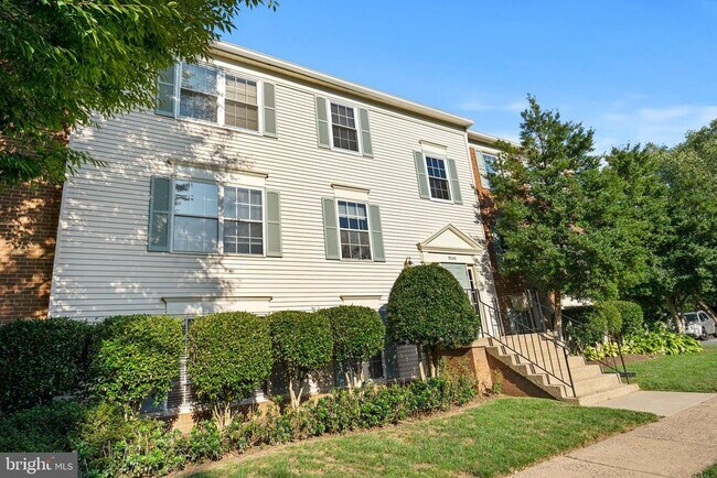 Primary Photo - 9240 Caspian Way