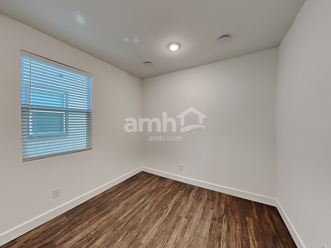 Building Photo - 2846 Hot Cider Ave