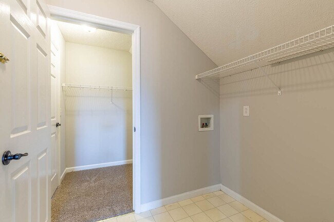 Building Photo - 5078 Cornelius Dr