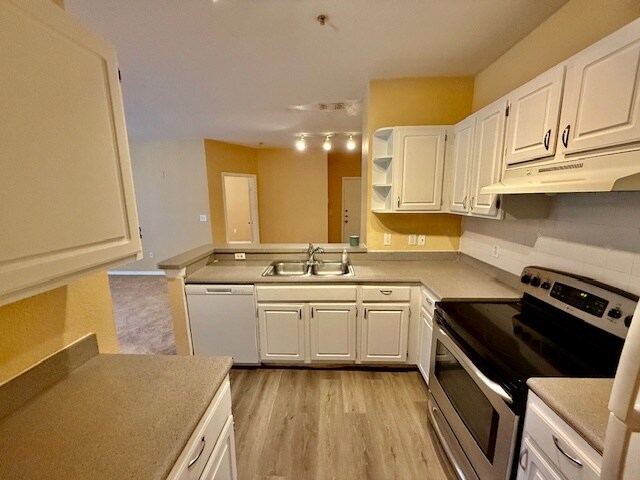 Building Photo - 8830 Dunes Ct