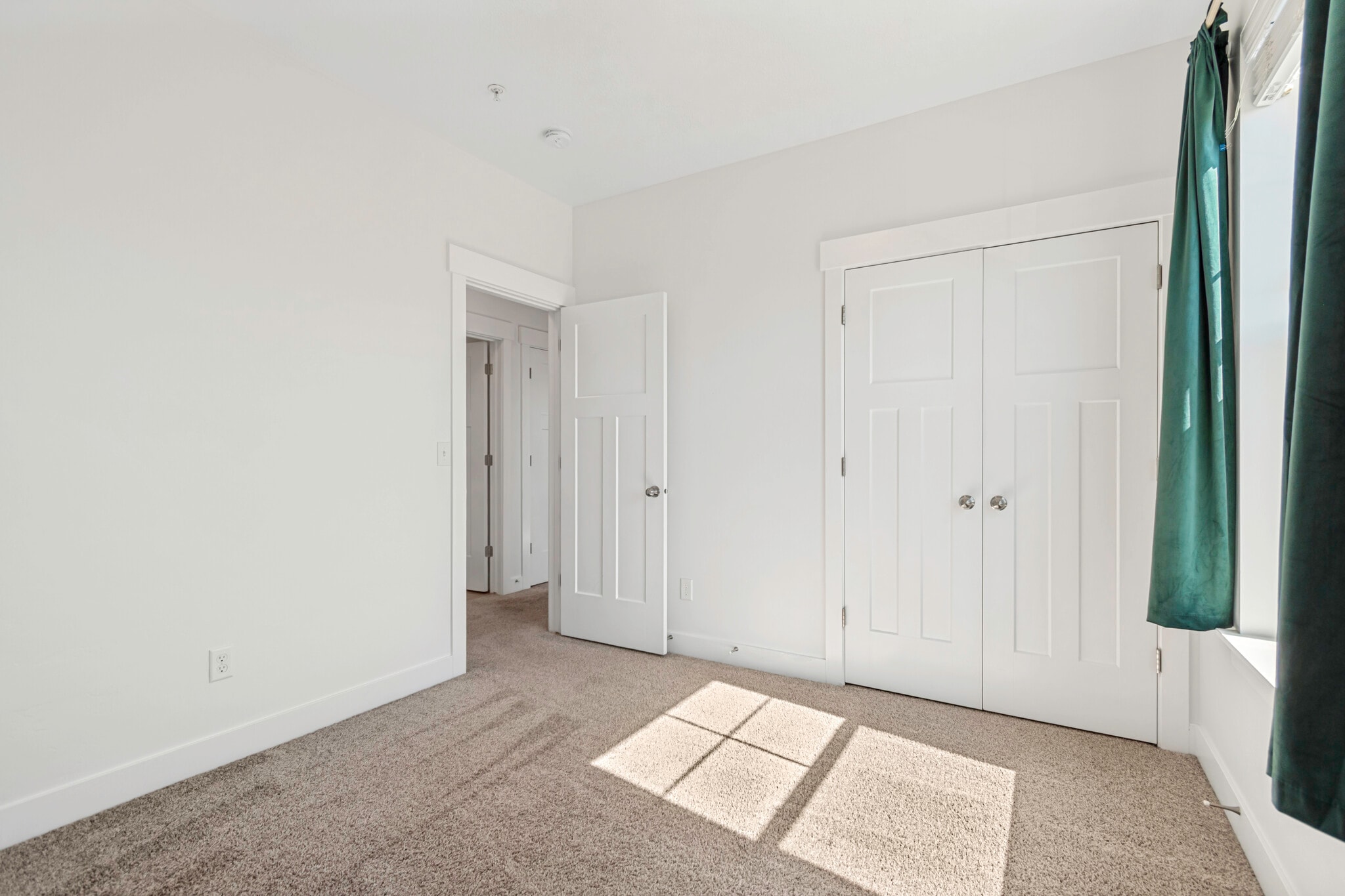 Building Photo - 12992 S Tortola Dr