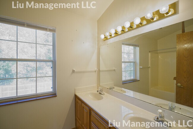 Building Photo - 6010 Petersburg Pky