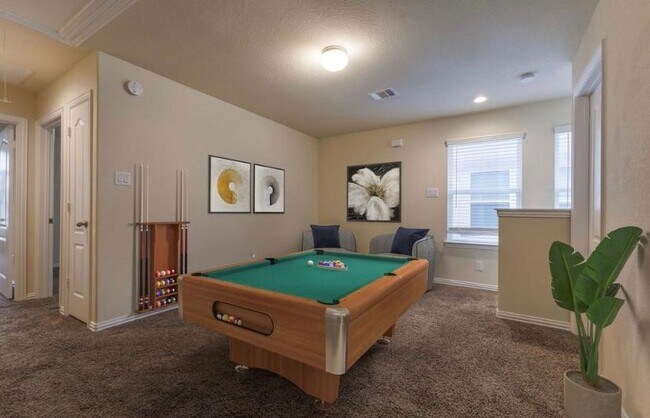 Building Photo - 11413 Hackmatack Way