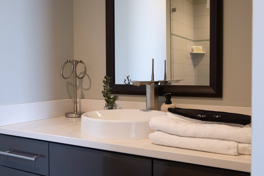 Building Photo - 225 E Michigan St