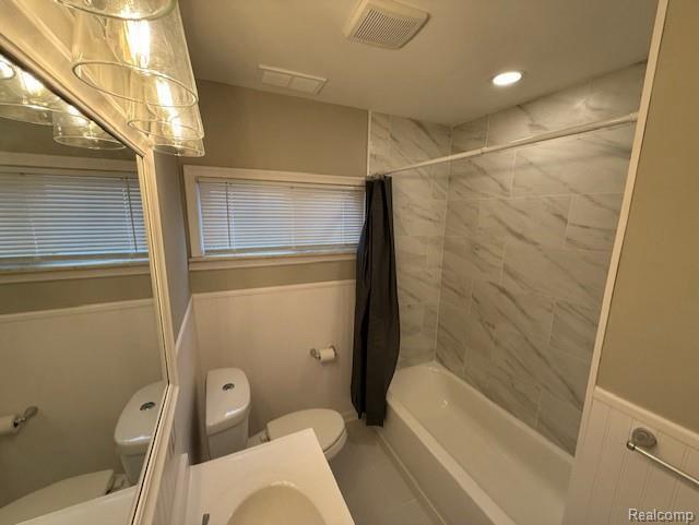 Building Photo - 25616 Miracle Dr