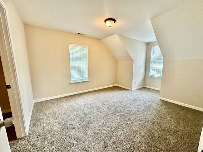 Building Photo - Atlanta Rental