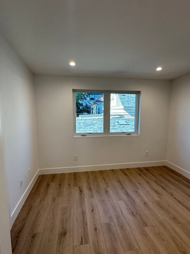 Building Photo - 2320 F St