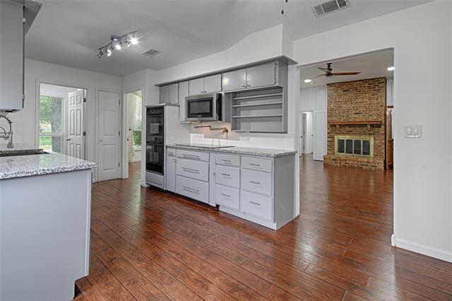 Building Photo - 5021 Andover Dr