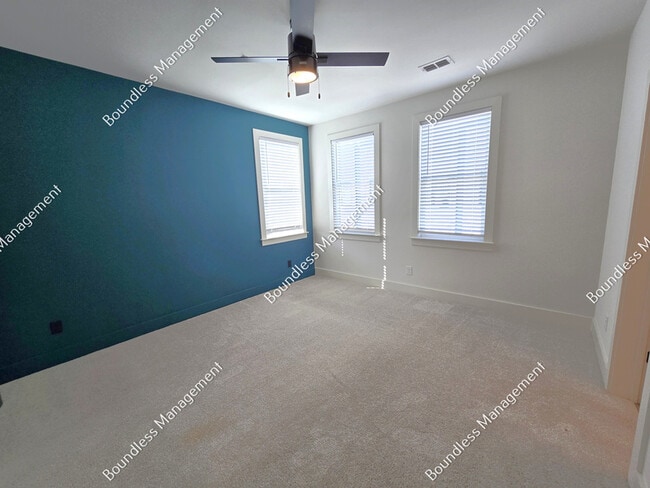 Building Photo - 340 Eugenia St SW