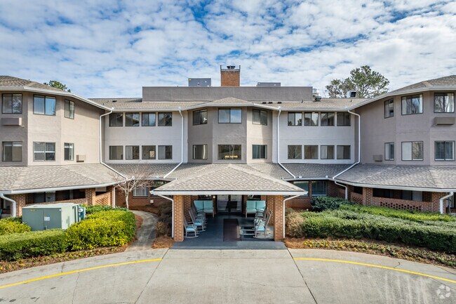 Entrance - Regency House