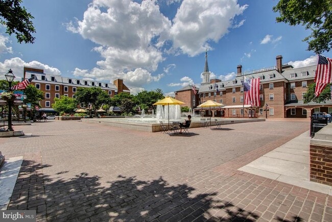 Building Photo - 1411 King St