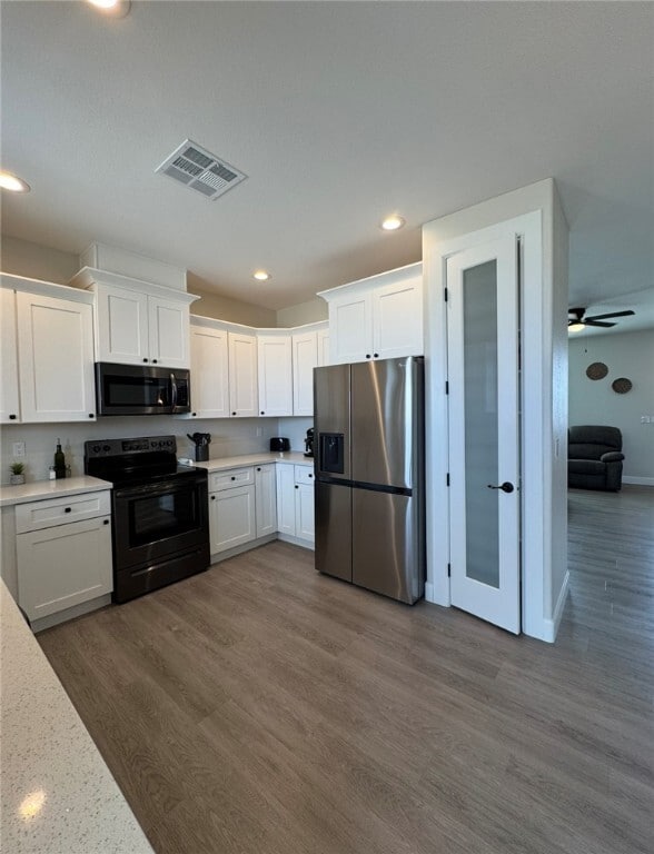 Building Photo - 3471 Sunglow Dr