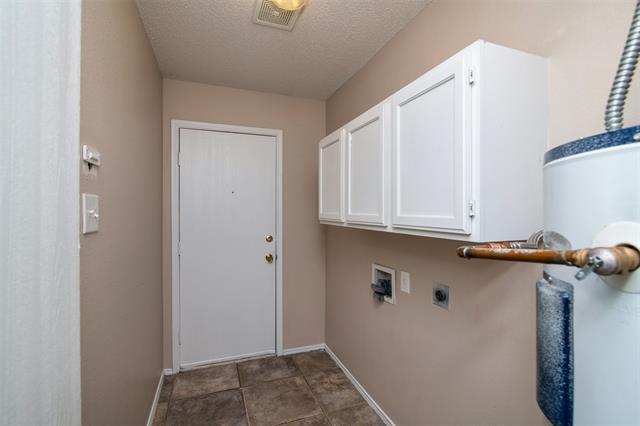 Building Photo - 2517 Ash Dr