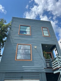 Building Photo - 75-100 Aiken St