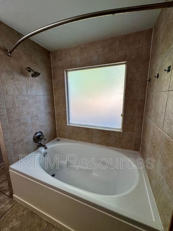 Building Photo - 10309 Banff Way