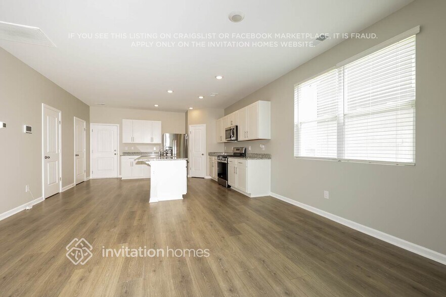 Building Photo - 1512 Ashgrove Pl