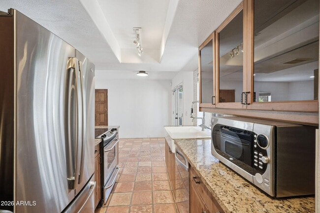 Building Photo - 8825 S 48th St