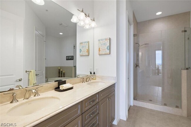 Building Photo - 5781 Cape Harbour Dr