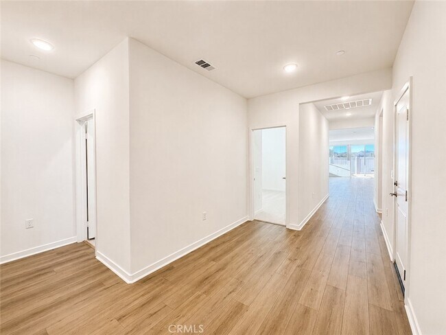 Building Photo - 5258 Verbena Cir