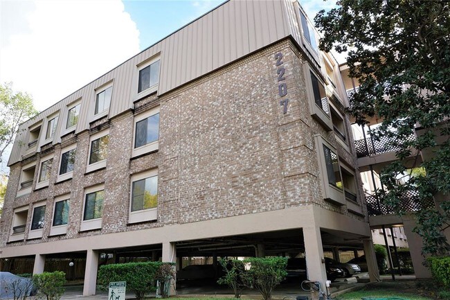 Building Photo - 2207 S Braeswood Blvd