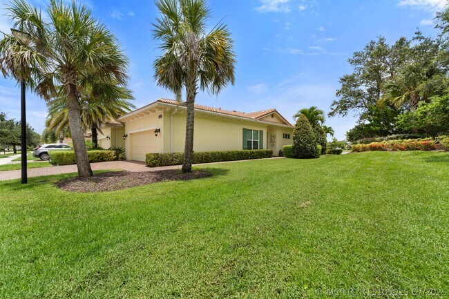 Building Photo - 17132 SW Ambrose Way