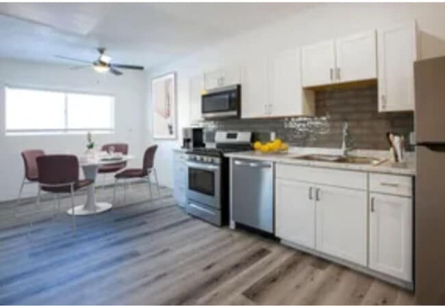 Floorplan - Vertical North Apartments