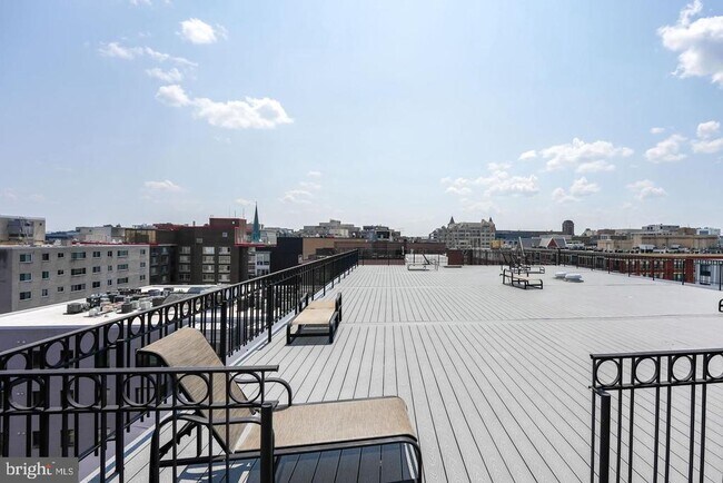 Building Photo - 1245 13th St NW