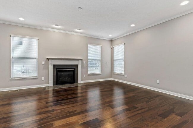 Building Photo - 5912 Danann Dr