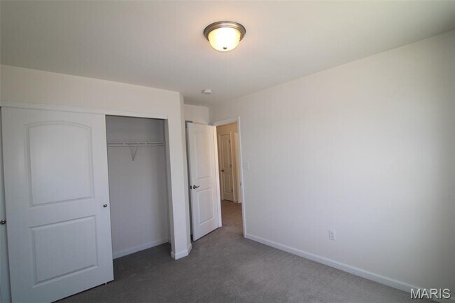 Building Photo - 117 Prairie Wind Dr