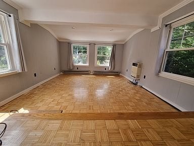 Building Photo - 179 Amherstdale Rd
