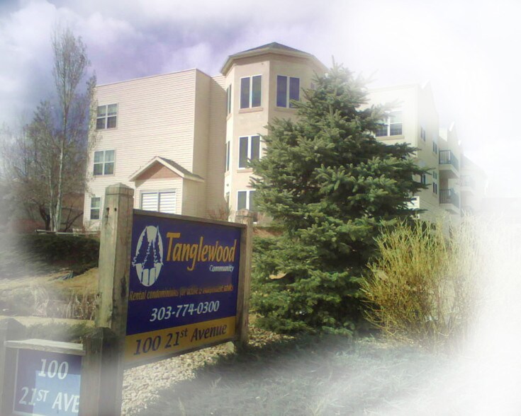Building Photo - 100 21st Ave