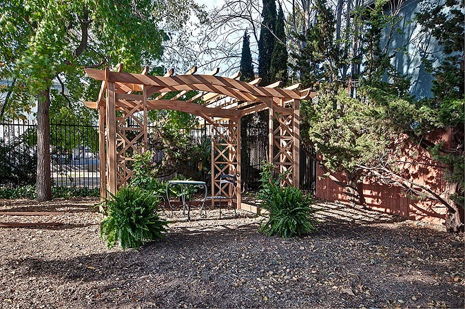 Common area Yard includes fruit trees and picnic tables - 3833 Maybelle Ave