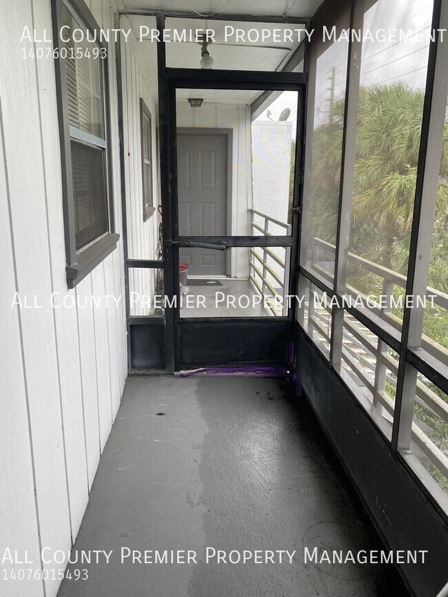 Building Photo - 1000 S Semoran Blvd