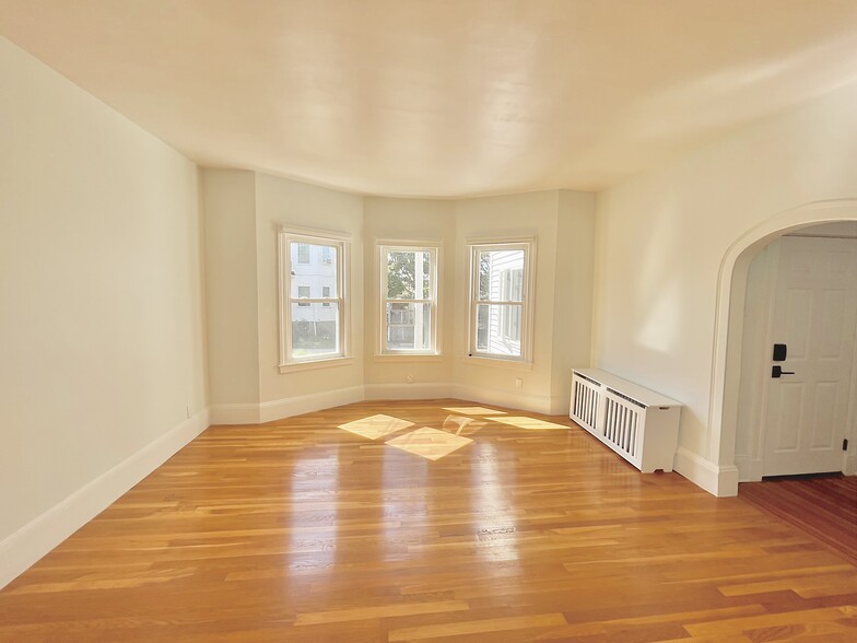 Building Photo - 58 Bickford Ave