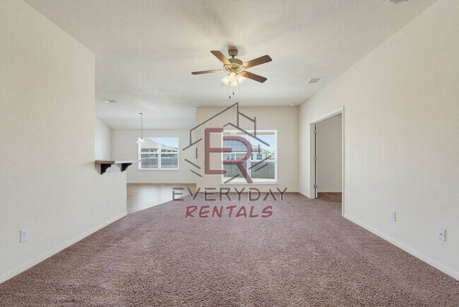 Building Photo - 6705 Black Springs Dr