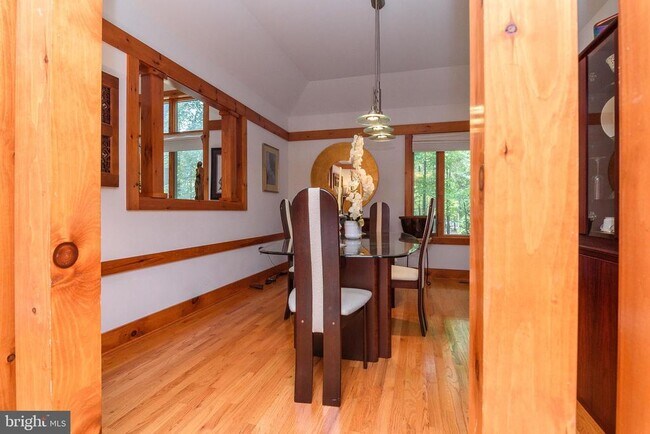 Building Photo - 23615 Quail Hollow Cir