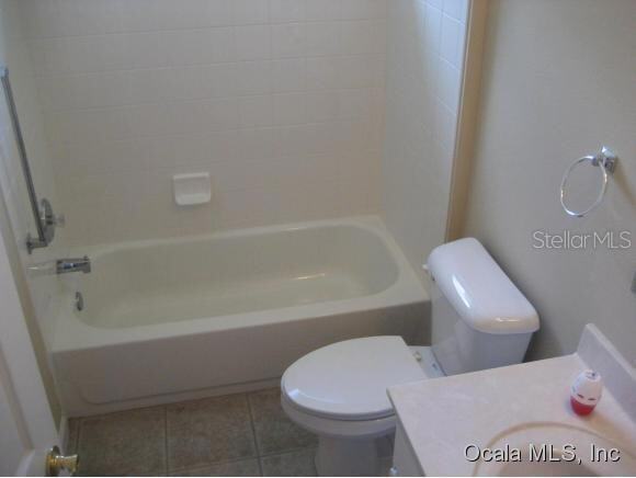 Building Photo - 2022 NW 58th Ct